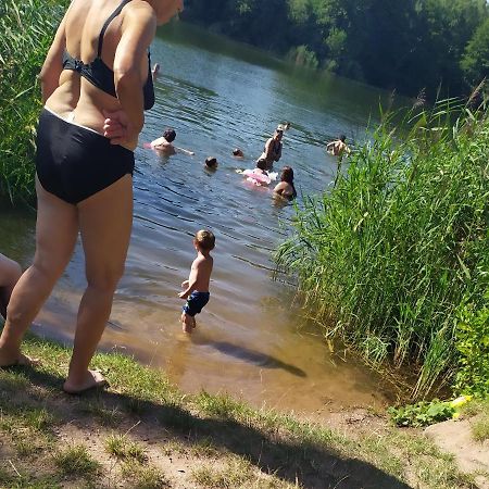 Ferienwohnung Podkrovni Apartman V Prirode, Vhodny K Relaxaci I Na Sluzebni Cesty Cerna u Bohdance Exterior foto