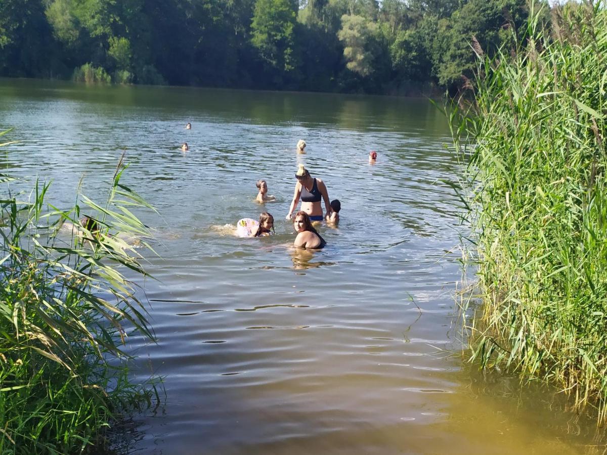 Ferienwohnung Podkrovni Apartman V Prirode, Vhodny K Relaxaci I Na Sluzebni Cesty Cerna u Bohdance Exterior foto